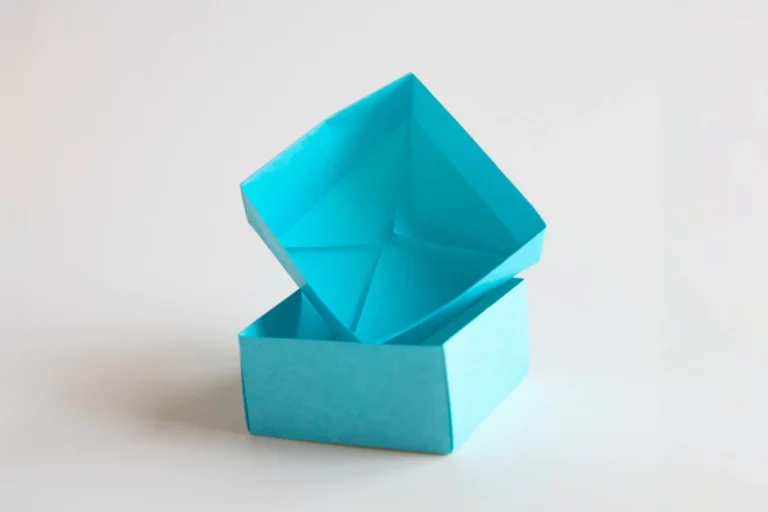 How to Make a Classic Origami Box