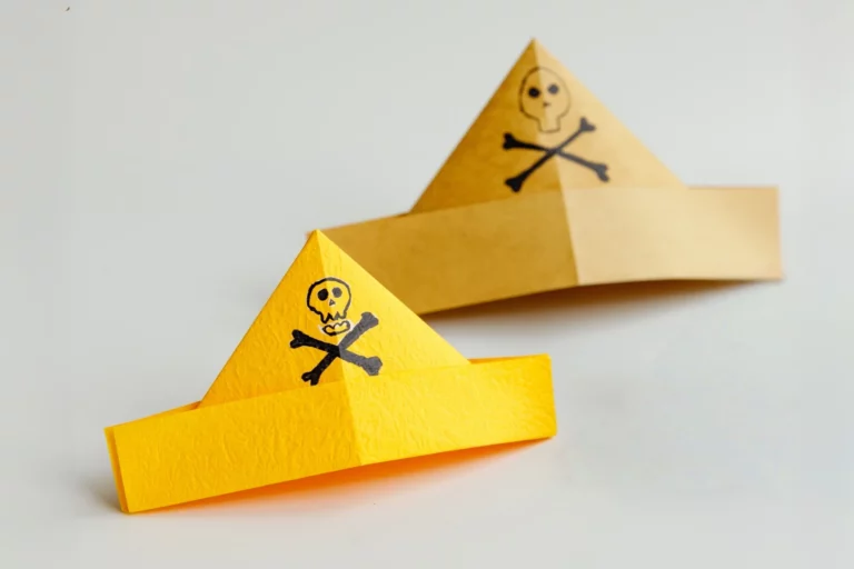 How to Fold an Origami Pirate Hat