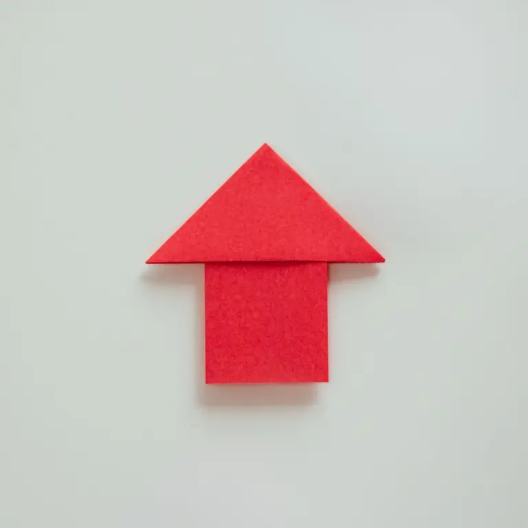 How to Make an Origami Corner Bookmark