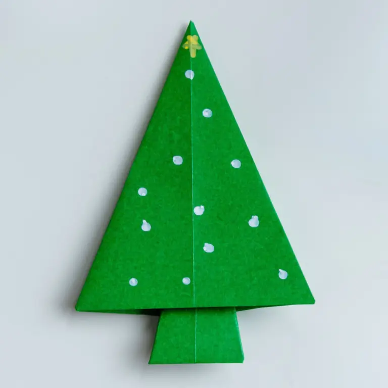 How to Make an Origami Easy Christmas Tree – Flatten Version
