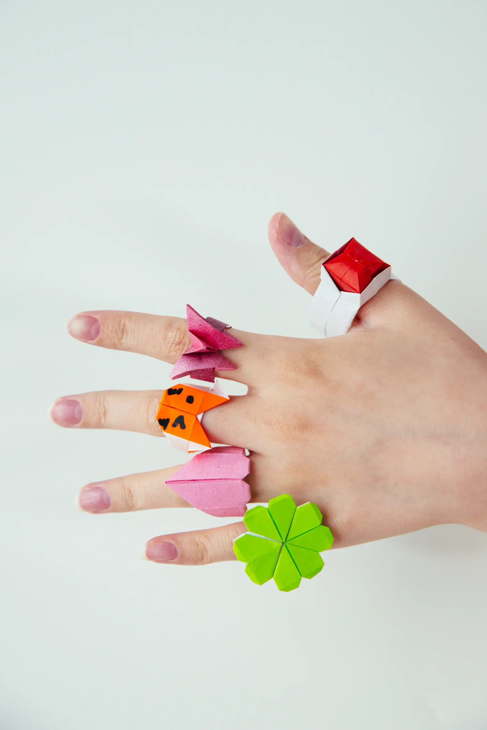 A collection of origami rings | OrigamiOk