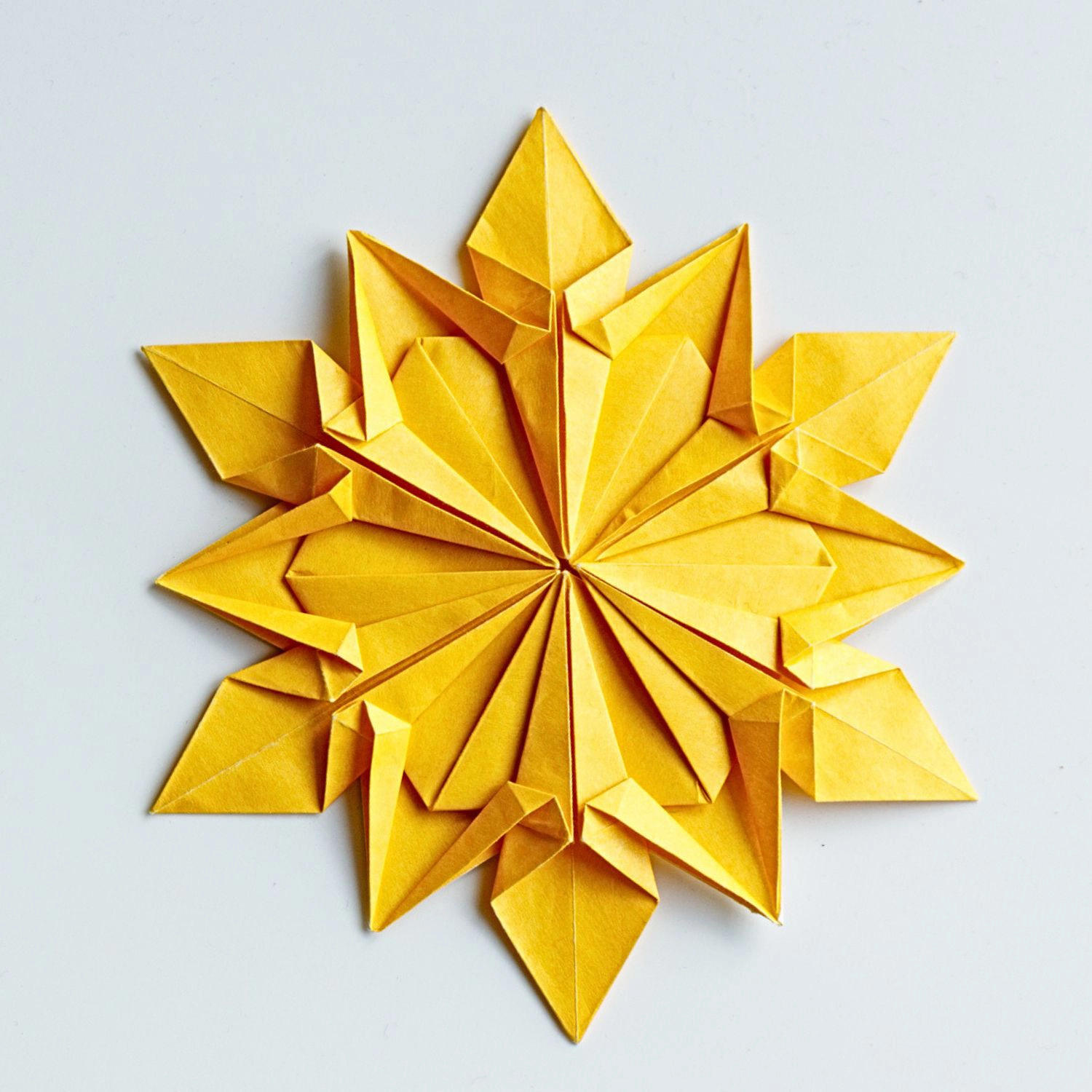 origami snowflake| origamiok.com