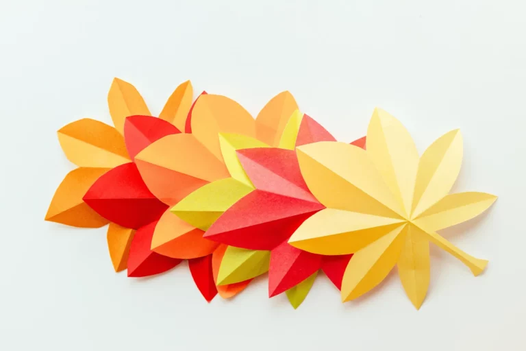 How to Make an Easy Origami Maple Leaf
