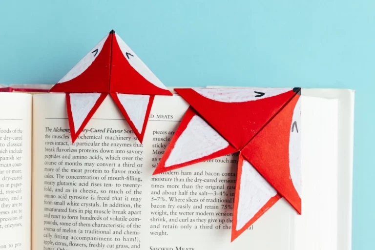 Easy Origami Fox Bookmark Instruction