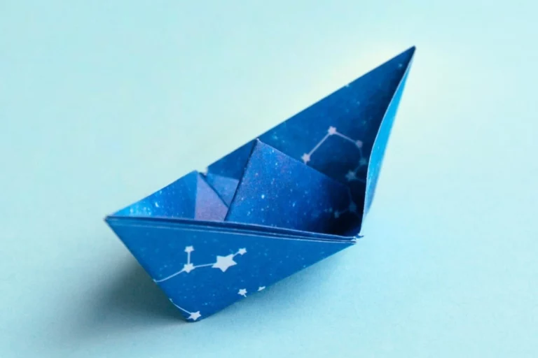 Easy Sticky Note Origami Boat
