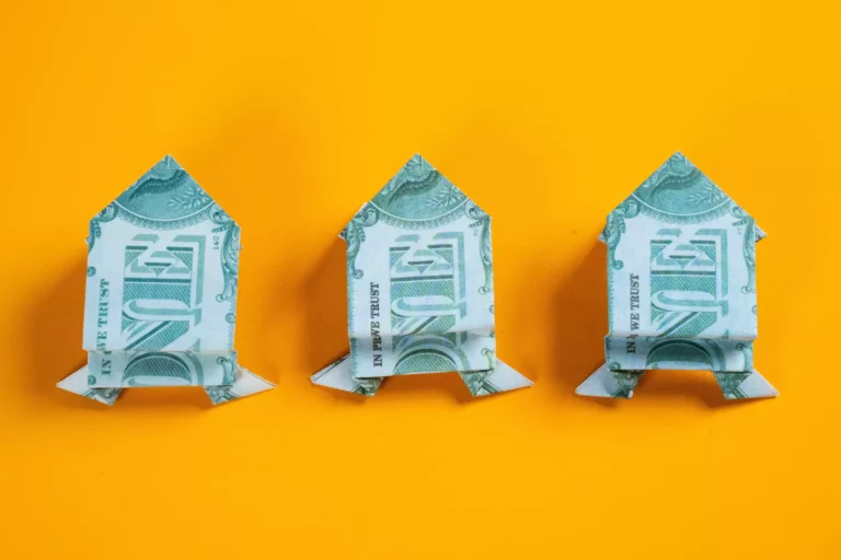 Easy Dollar Bill Origami Frog Instruction