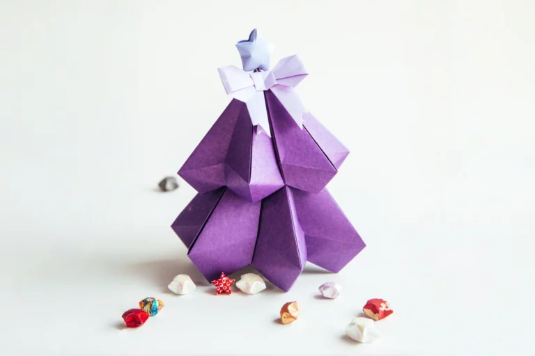 How to Fold an Origami Combined Christmas Tree