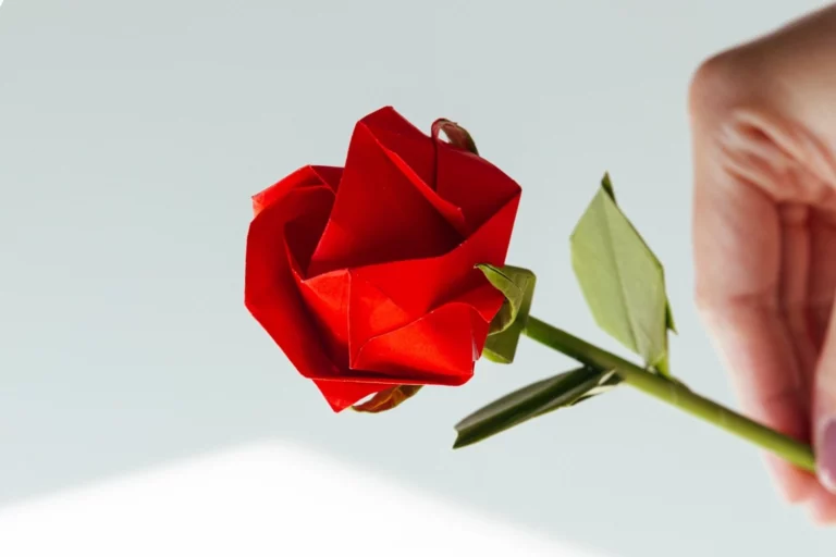 How to Make an Origami Rose (Kawasaki Rose)